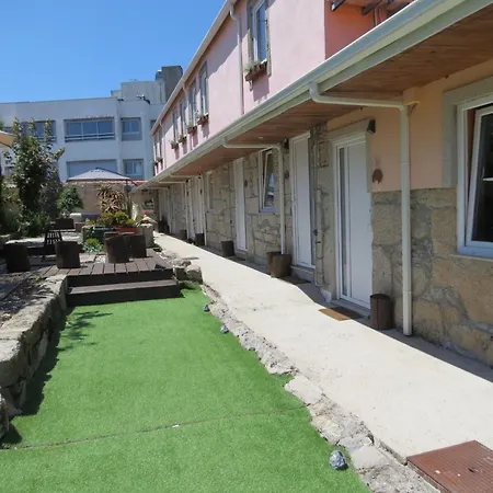 Semesterbostad Rubin Charme Haeuser 7 By Interhome Oporto